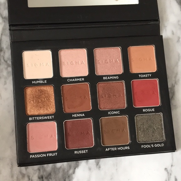 Sigma Warm Neutrals Volume 2 Eyeshadow palette - Picture 3 of 5